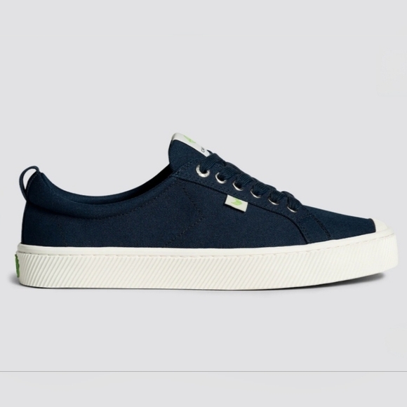 NIB Cariuma OCA Low Navy Canvas - Size 11.5 - Picture 2 of 5